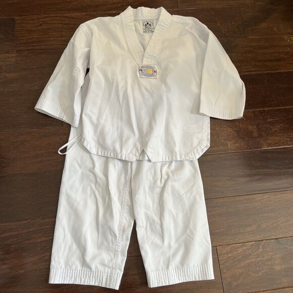 Martial Arts Taekwondo Uniform Size 00 Small - Picture 1 of 5